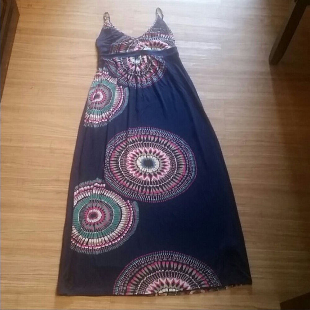 Old Navy maternity maxi dress